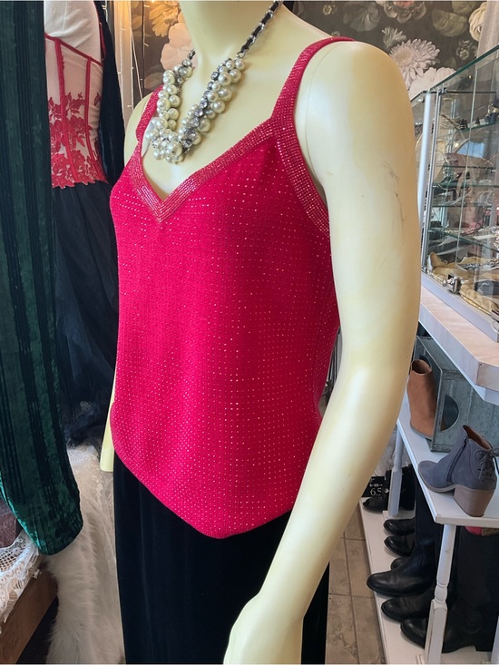 St. John Tops - NEW St. John Tank bright Red party holiday evening sparkly crystals Knit S M